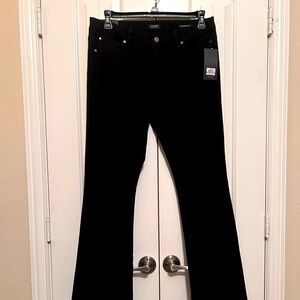 Women's Black Bleecker Bootleg Classic Stretch Jeans in Size 12 by Jones NY